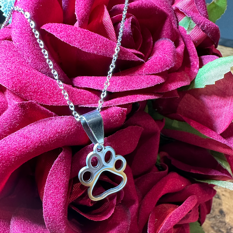 Paw Cut-out Necklace in Stainless Steel