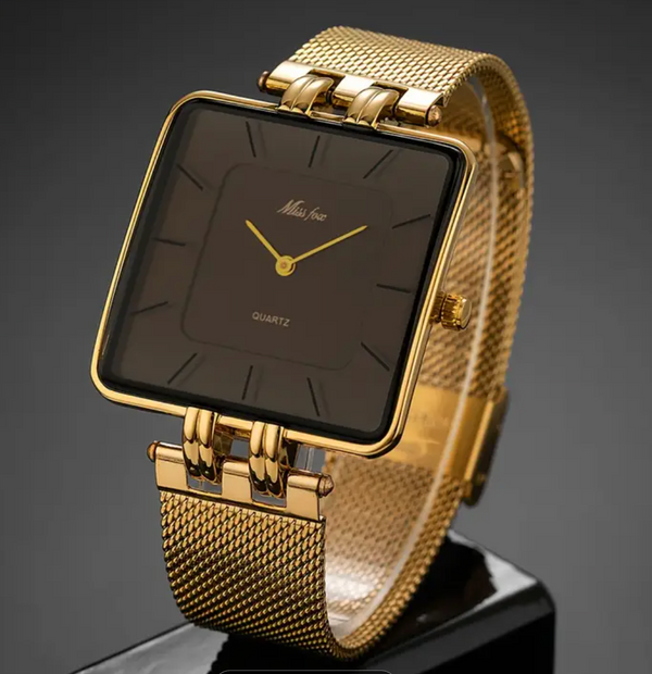 Stylish & Sophisticated Rose Golden Wrist Watch for Women