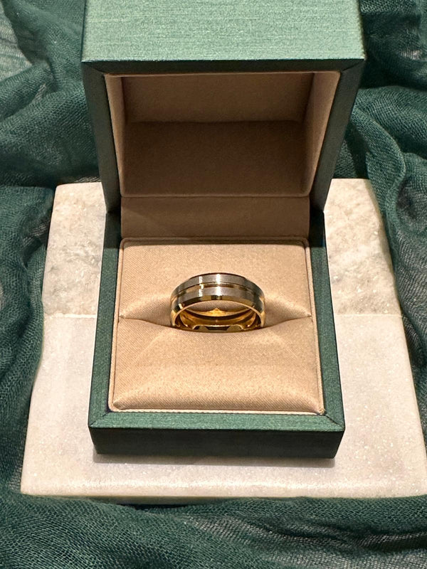 8mm Gold and Silver Wedding Ring for Men Size T1/2