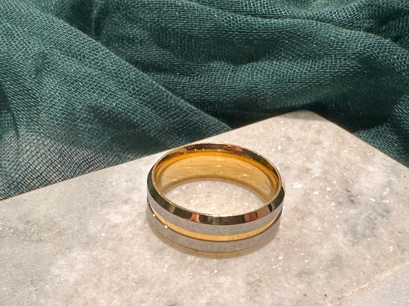 8mm Gold and Silver Wedding Ring for Men Size T1/2